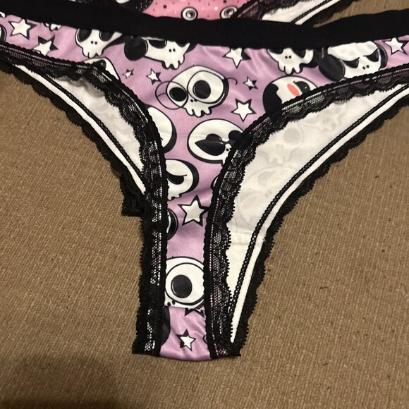 Morvia 3pk lace trim Skater goth Emo Bikini panties Large plus size skulls Pink - Picture 7 of 12